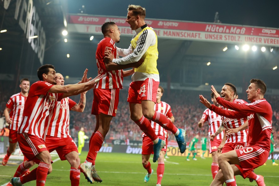 Bundesliqanın liderindən növbəti qələbə