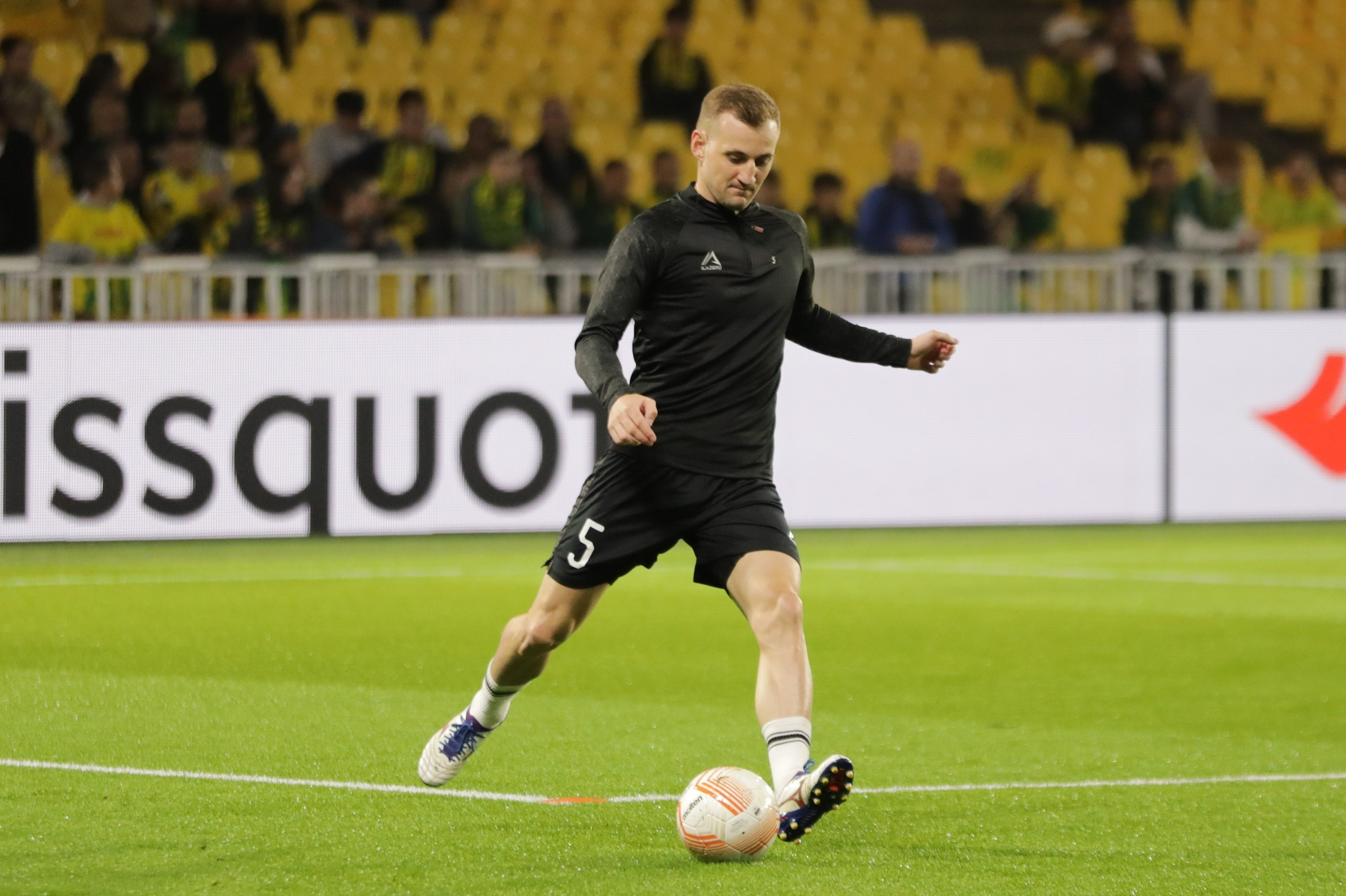 “Arada çox ciddi səviyyə fərqi var” – Maksim Medvedev