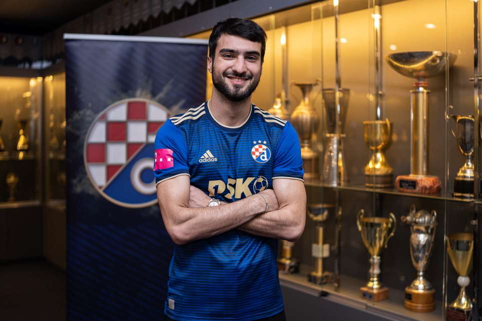 Mahir Emrelidən “Qarabağ”la bağlı paylaşım