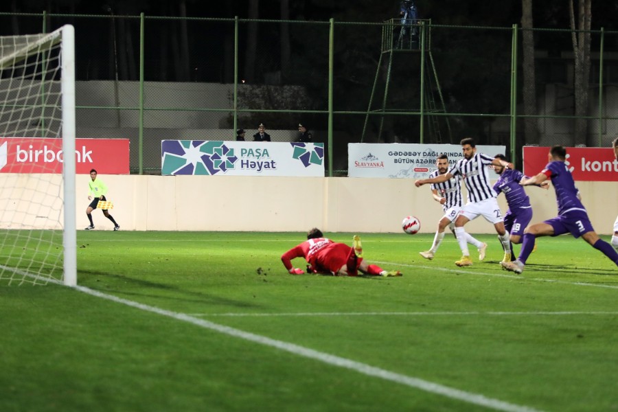 “Sumqayıt”dan “Neftçi” ilə heç-heçə - VİDEO