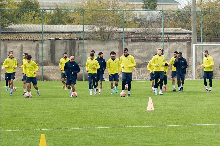 “Kəpəz”in dörd futbolçusu “Qarabağ”la matçı buraxacaq