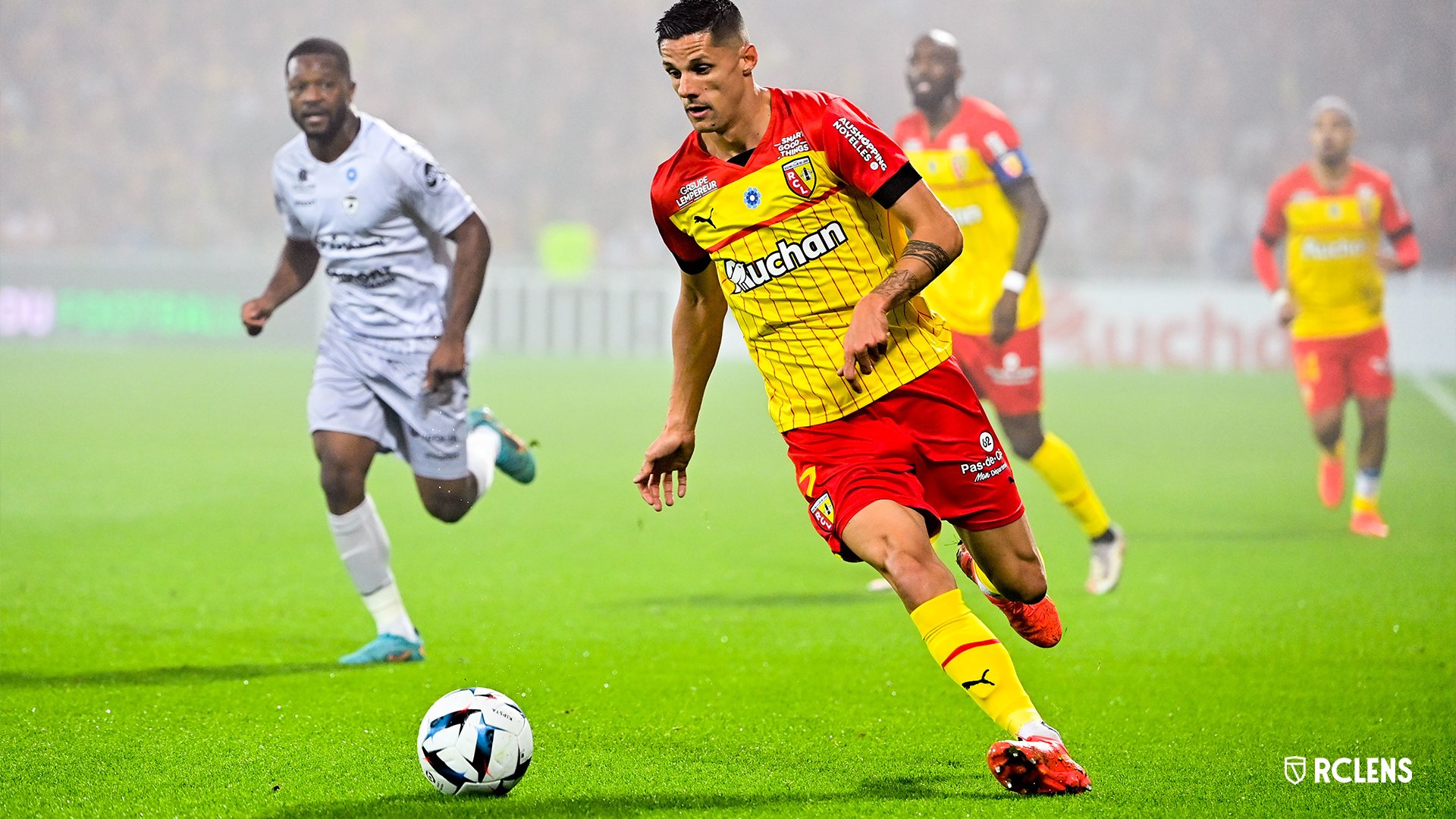 “Renn” və “Lans”dan doğma meydanda çətin qələbə