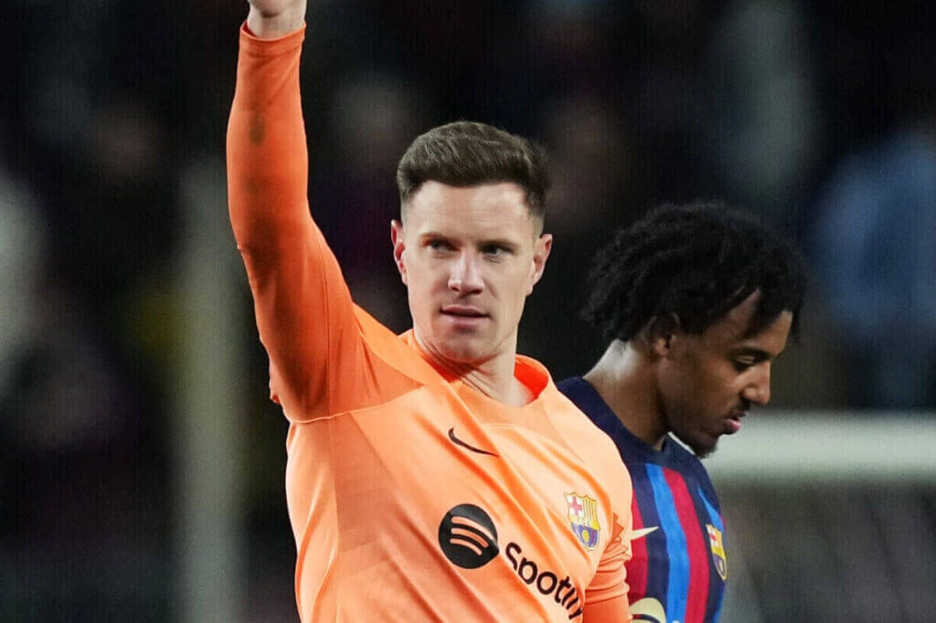 Ter Şteqen Bravonun rekordunu təkrarladı