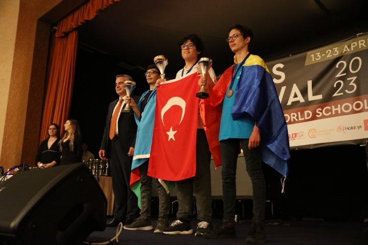 Azərbaycanlı şahmatçıdan DÇ-də gümüş medal