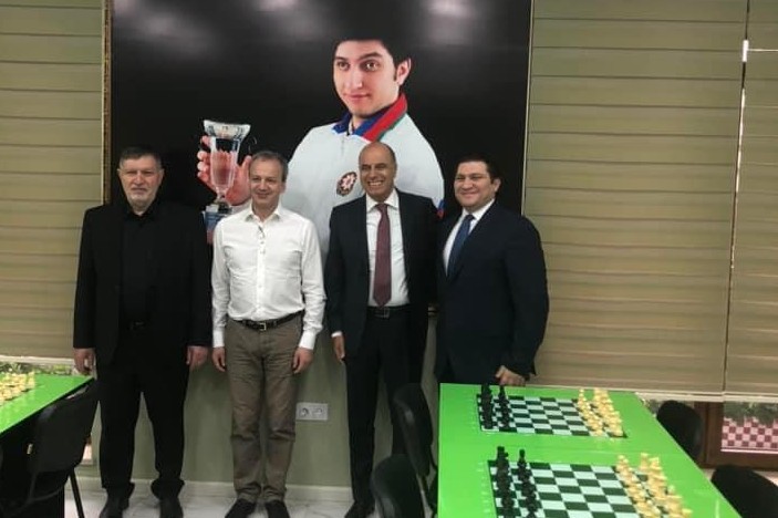 FIDE prezidenti Vüqar Həşimov Akademiyasında