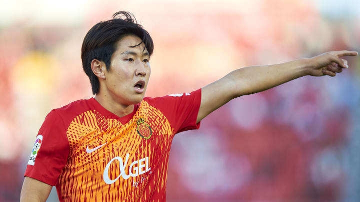 PSJ-nin yeni koreyalı futbolçusu