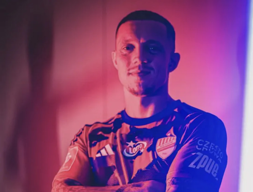  “Rakuv” heyətinə yeni futbolçu qatıb