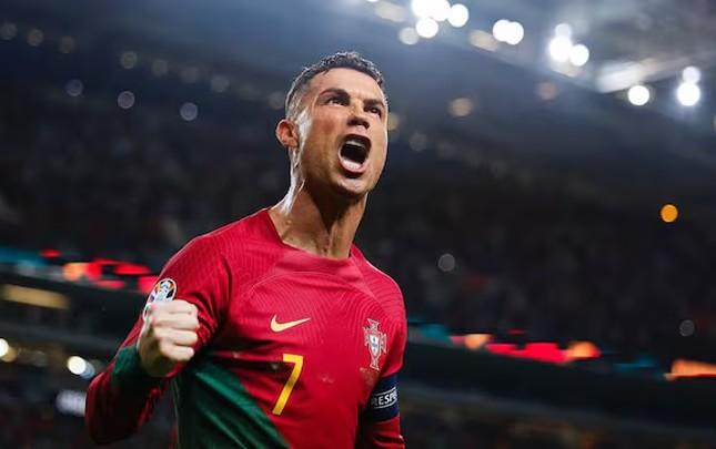 “Ronaldo və Ronaldinyo daha ciddi olsaydılar…” - Nəsri