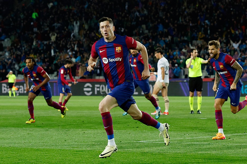 Xavi Levandovskini Dovbiklə əvəzləmək istəyirmiş