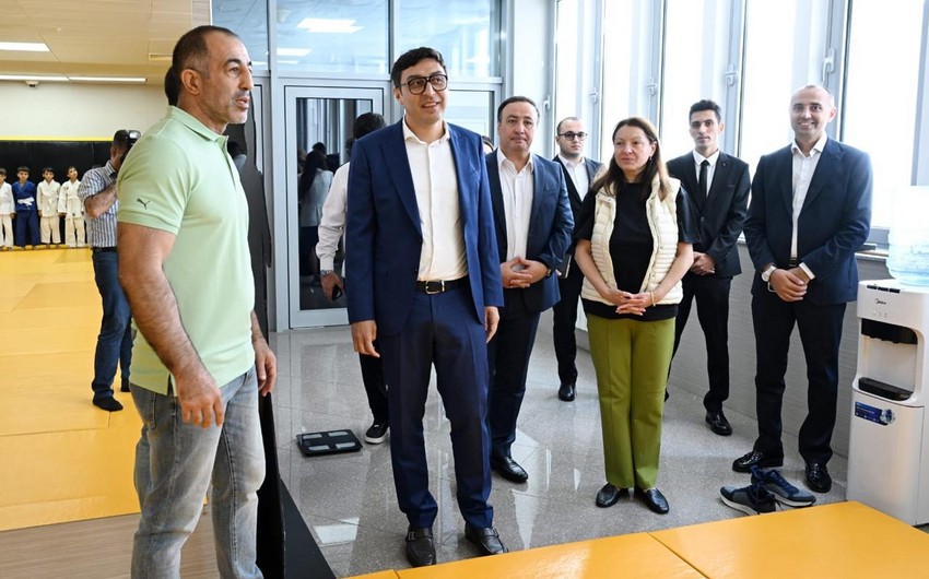 Fərid Qayıbov İdman-Konsert Kompleksindəki idman bölmələrinə baxış keçirib