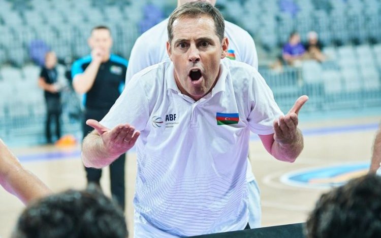 Azərbaycan klubunda ispaniyalı baş məşqçi