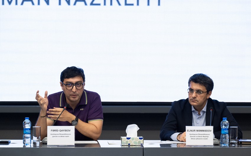 Fərid Qayıbov beynəlxalq yarışlarda uğurla çıxış etmiş idmançılarla görüşüb