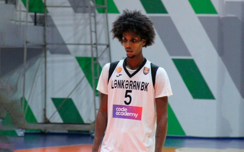 “Lənkəran” amerikalı basketbolçusu ilə yollarını ayırdı