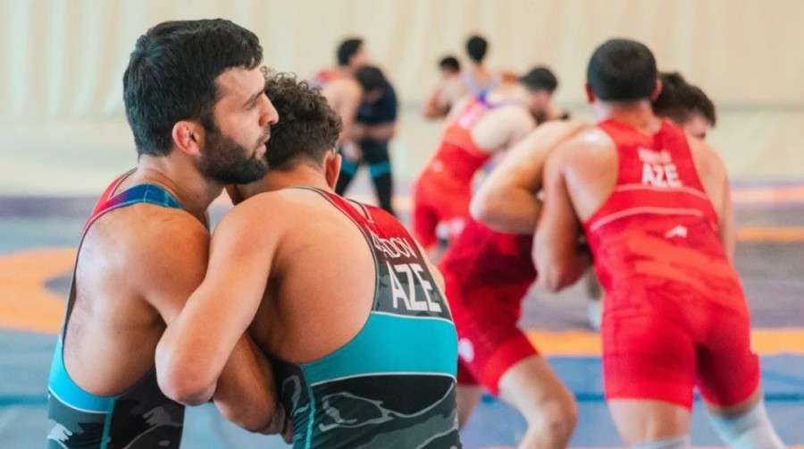 Azərbaycanın güləş yığmaları yeni ildə ilk təlim-məşq toplanışına başladılar