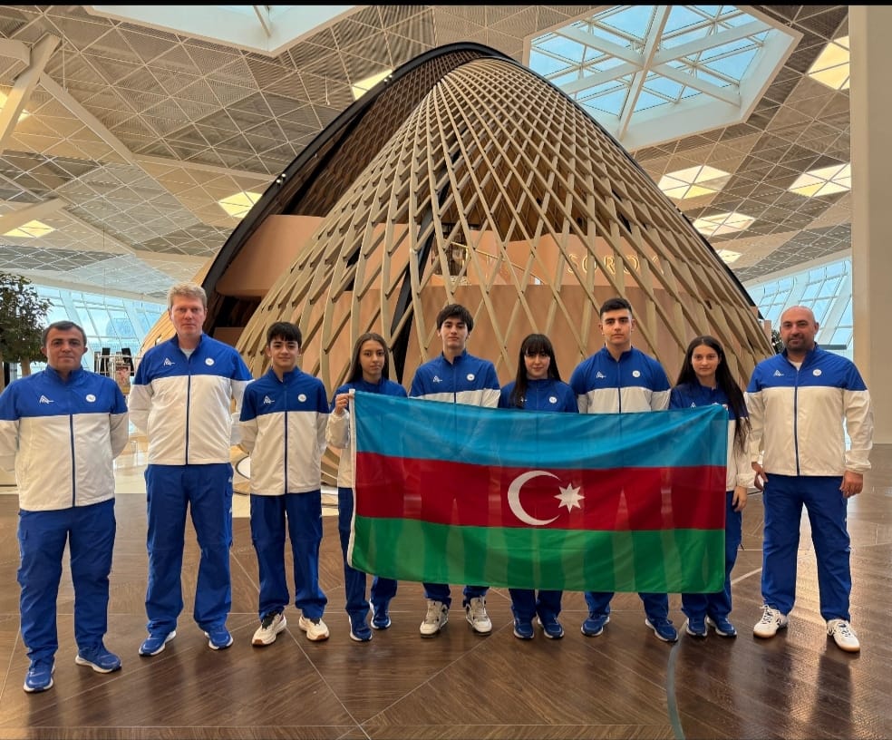 Stolüstü tennisçilər Qətərə yollandılar