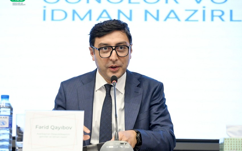 Nazir yarışlarda uğurla çıxış etmiş idmançılarla görüşüb