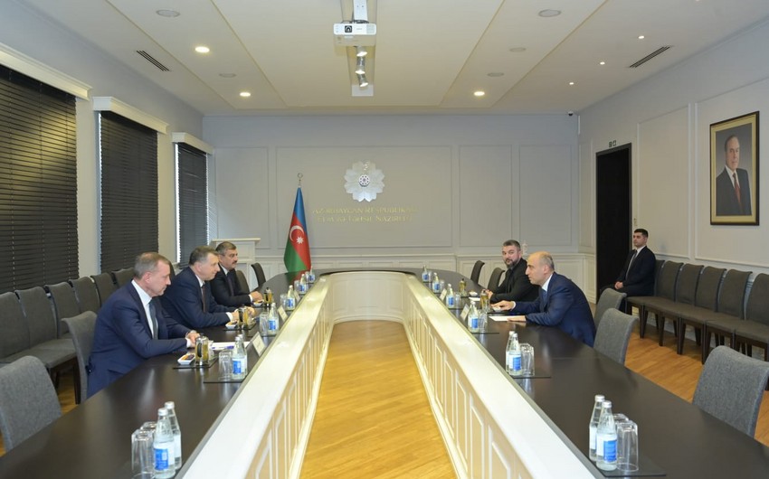 Əmrullayev Latviya Basketbol Assosiasiyasının prezidenti ilə görüşüb