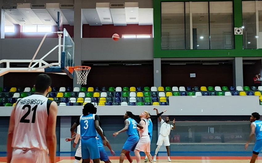 Müntəzəm mövsümdə sonuncu tura start verilib