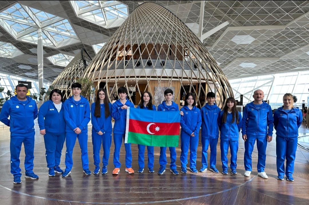 Stolüstü tennisçilər Gimnaziadaya yollandılar