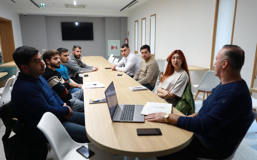 ACF-də hakimliyə namizədlər üçün nəzəri seminar