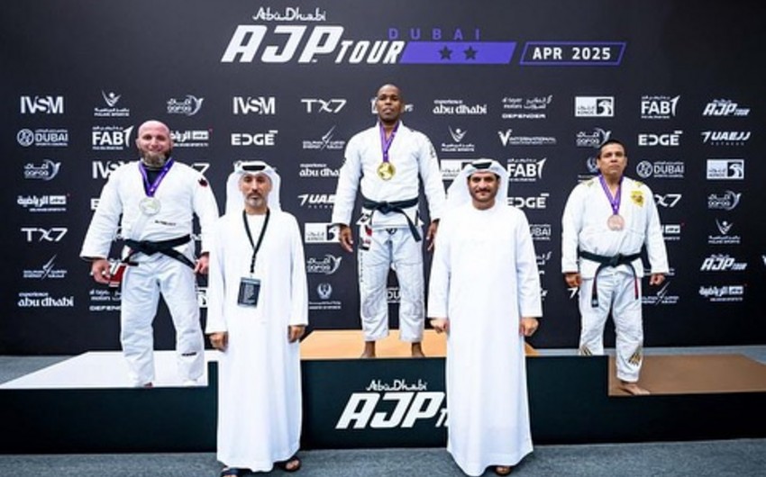 Azərbaycan idmançılarından Dubayda iki medal