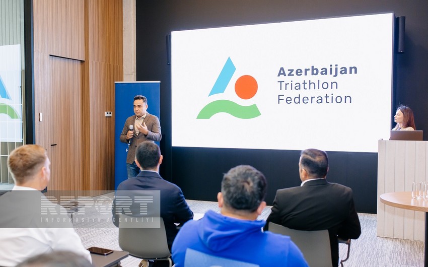 Azərbaycan millisinin yeni baş məşqçisinin təqdimat mərasimi keçirilib