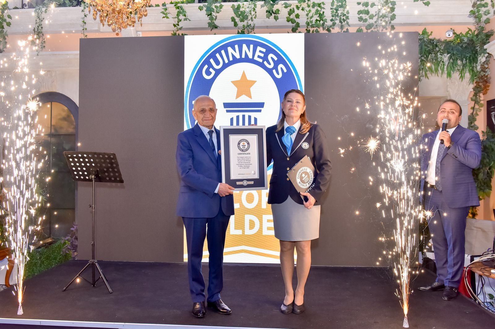 Azərbaycanlı hakimin adı Ginnesin Rekordlar Kitabına daxil edilib