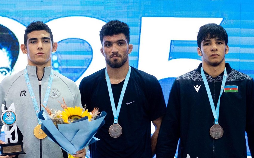 Azərbaycan güləşçilərindən İranda beş medal
