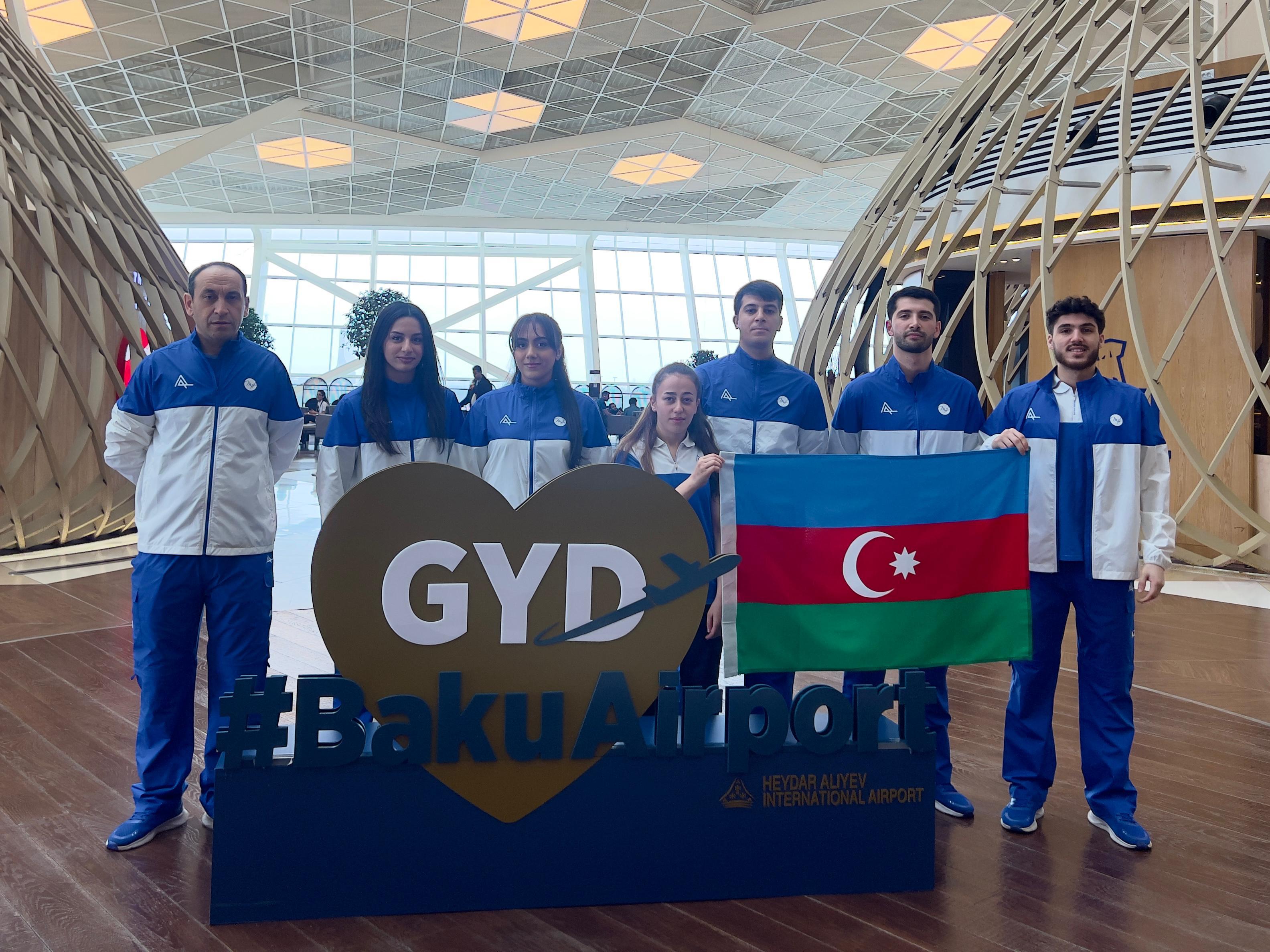 Stolüstü tennisçilər Çinə yollanıblar