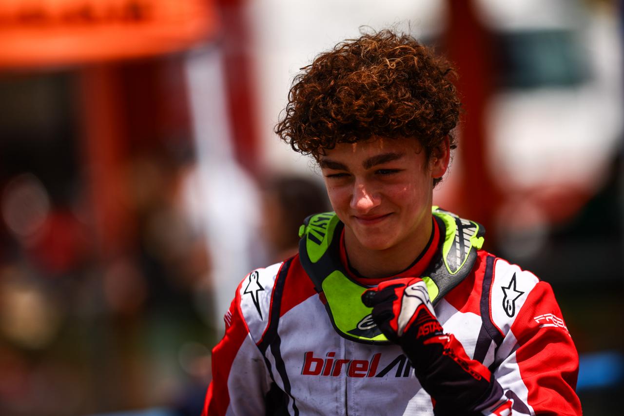 Azərbaycanlı pilot Portuqaliyada qələbələri sıralayır