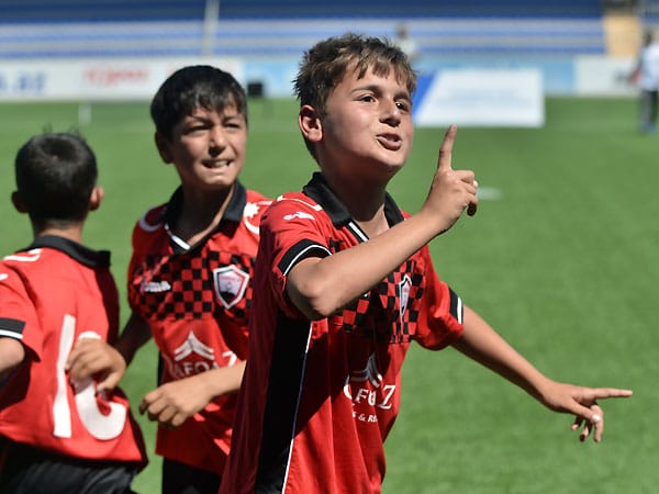 Bizə belə futbol lazım deyil!