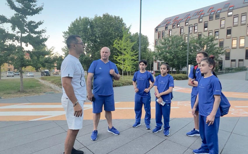 MOK nümayəndəsi idman gimnastlarımızla görüşdü
