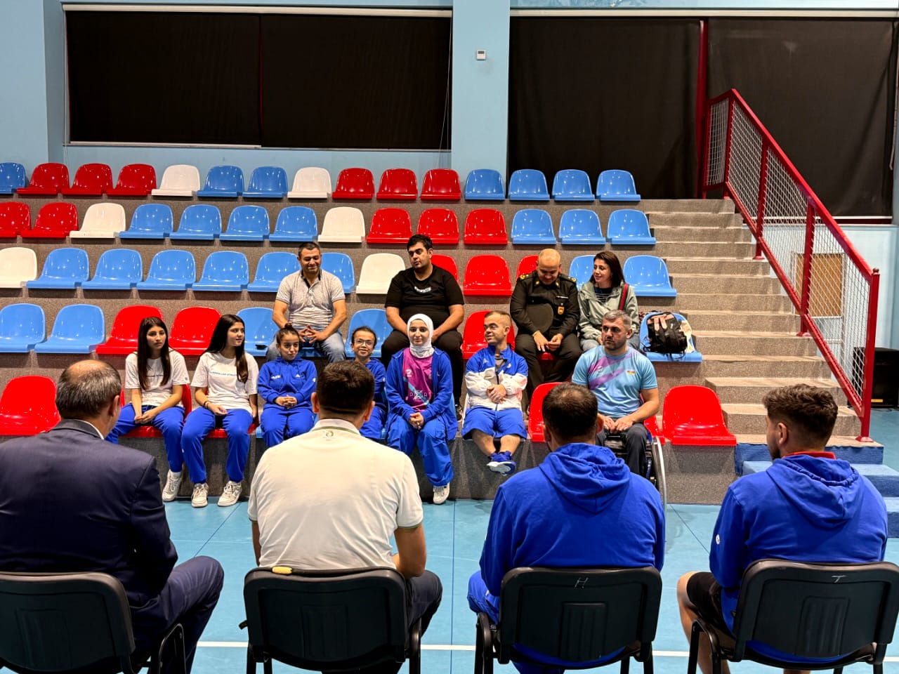ABF-nin baş katibi milli komandanın oyunçuları ilə görüşüb