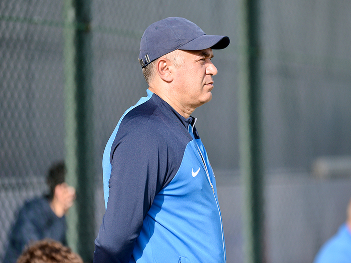 “Toplanışdan razı qaldım” - Elxan Abdullayev