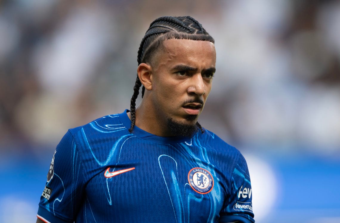 “Çelsi” müdafiəçisi ilə müqaviləsini yeniləmək niyyətindədir