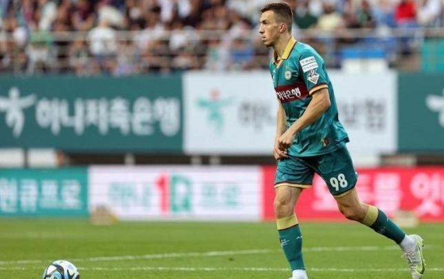 Krivotsyuk hesabı açdı, komandası inamlı qələbəyə sevindi