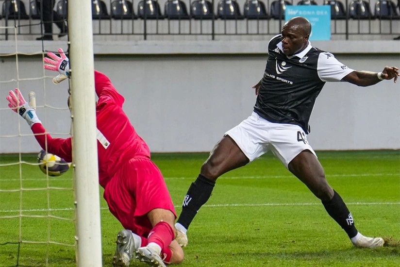 Son 6 mövsümdə ilk iki matçı qolsuz tərk etməyən yeganə debütant