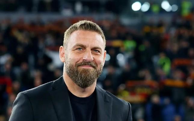 De Rossi məşqçilik fəaliyyətini bərpa edə bilər