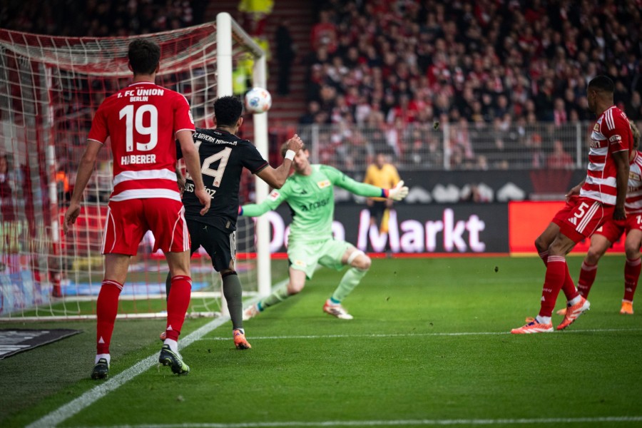 “Bayern”i dayandıran tapıldı