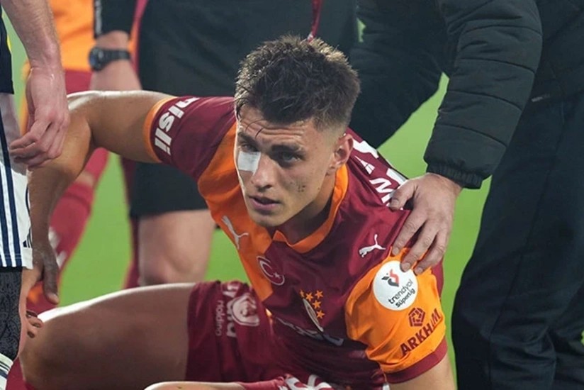 Derbidə “Qalatasaray”ın futbolçusunun üzünə alışqan atan azarkeş saxlanıldı