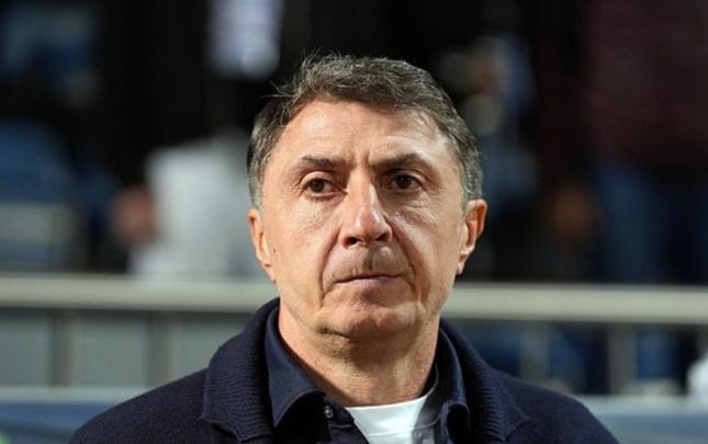 Arveladze istefaya göndərildi