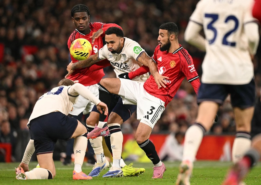 “Mançester Yunayted” evdə xal itridi