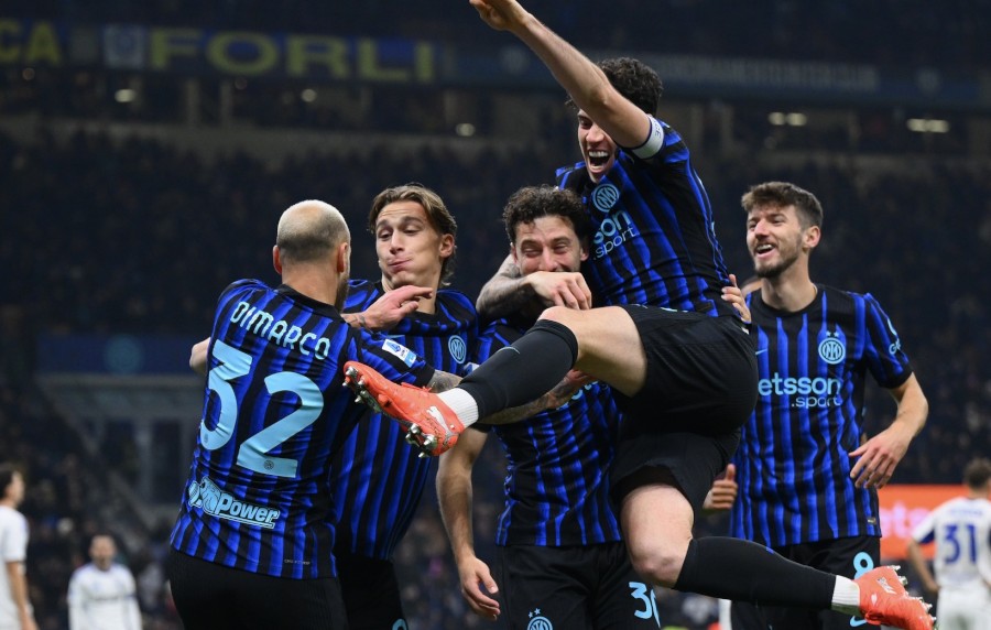 “İnter” darmadağına sevindi