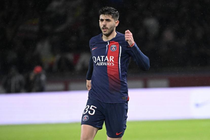 PSJ-nin müdafiəçisinə müştərlilər var