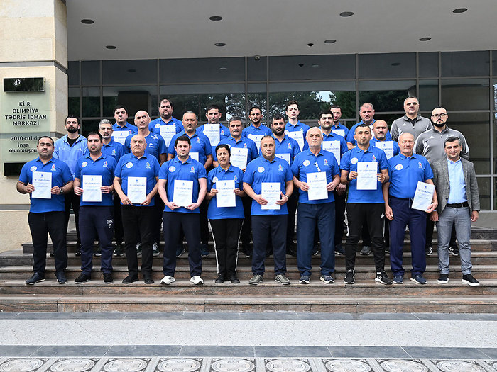 “D” kateqoriyalı məşqçi kurslarına yekun vurulub