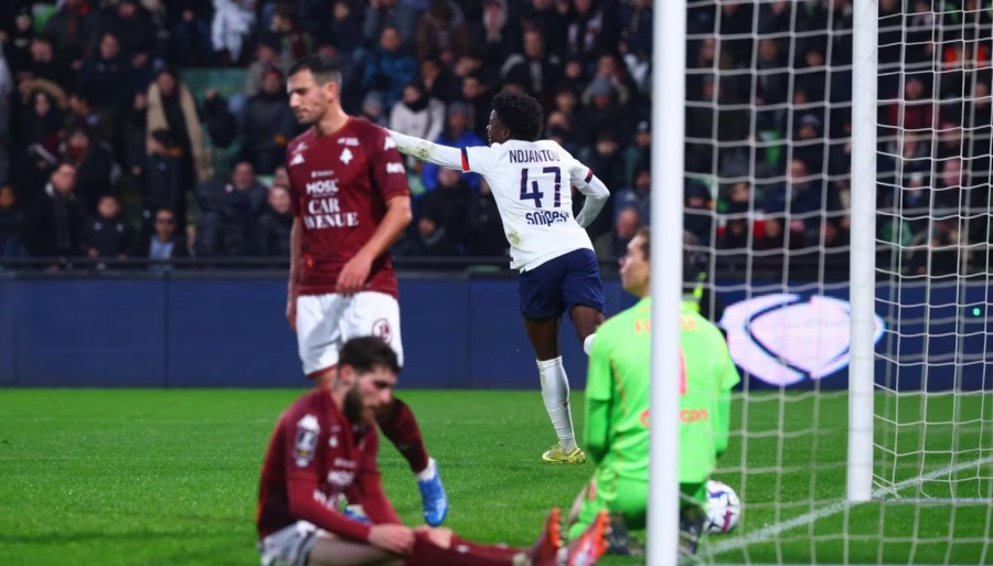 PSJ-dən səfərdə çətin qələbə