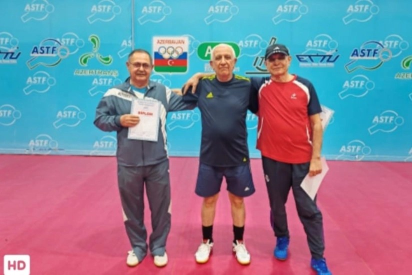 Veteran stolüstü tennisçilər arasında turnirin qalibləri müəyyənləşdi