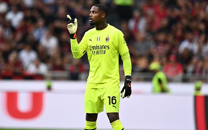 “Milan” qapıçısı ilə bağlı qərar verdi