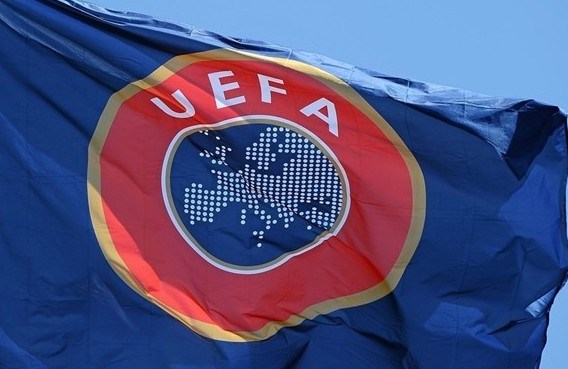 “Atletik” “Qarabağ”la oyunda azarkeşlərin davranışına görə cəzalandırıldı