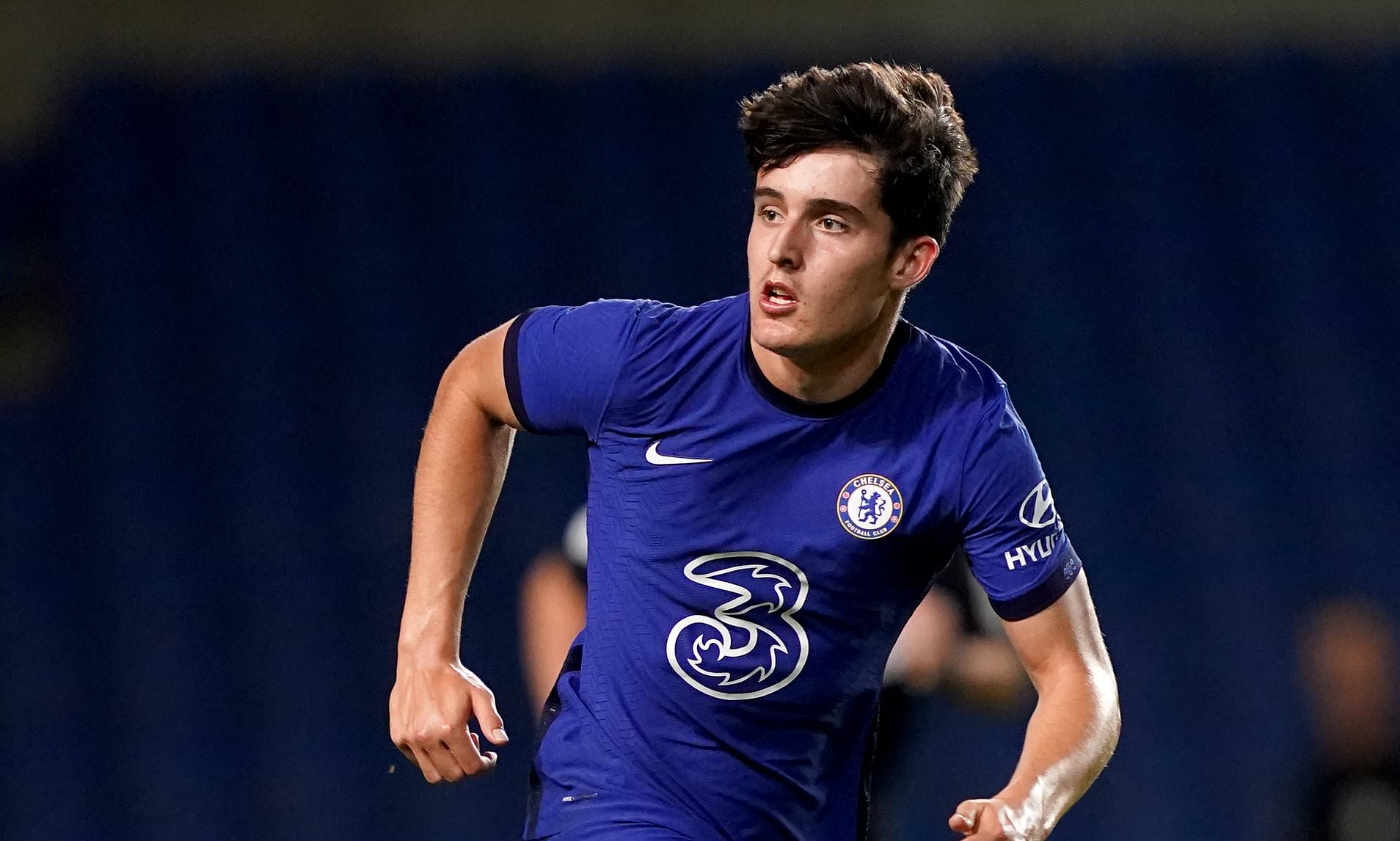 “Arsenal” yeni müdafiəçi seçdi, amma…